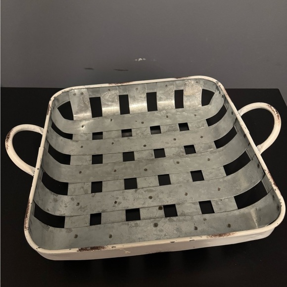 at home Other - Farmhouse Decor -Square Tobacco Basket